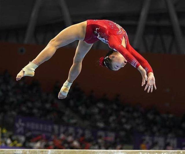 九游游戏盒-关于剑门山猫队小胜徽州雄鲨队，体操大师赛上演裁判判罚引热议！的信息