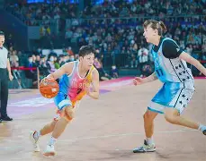 九游游戏盒-全明星赛关键时刻走向成谜；犹他爵士防线松动；压力陡增；身体对抗强度拉满(隐形守护者生死途98)